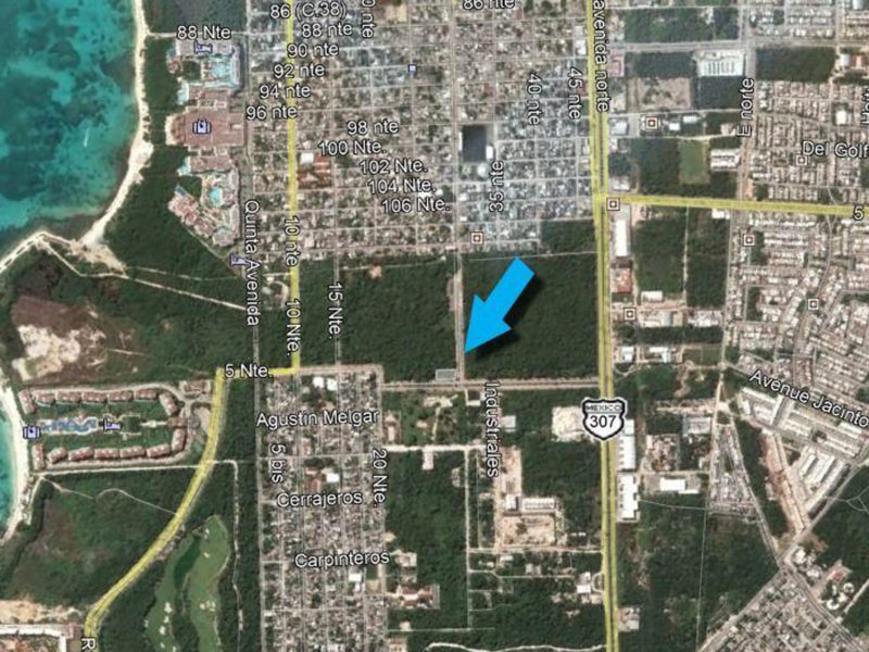 Terreno-en-Venta-en-Avenida-Pintores-Playa-del-Carmen-1