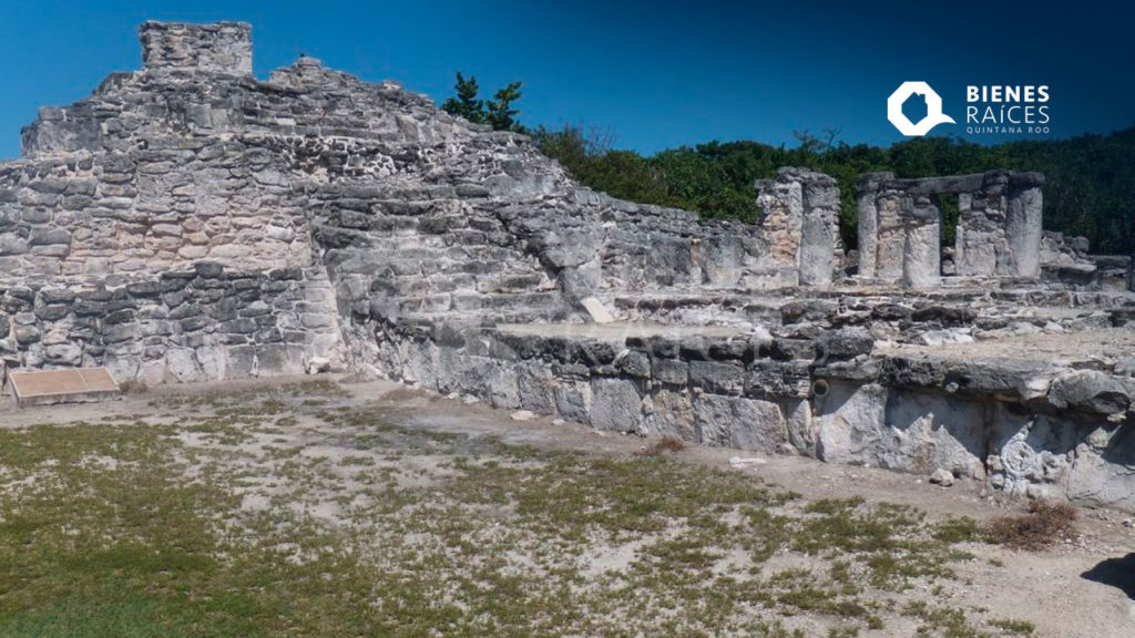 Que hacer en Cancún Zona Arqueológica El Rey Agencia Inmobiliaria Bienes Raíces Quintana Roo Real Estate