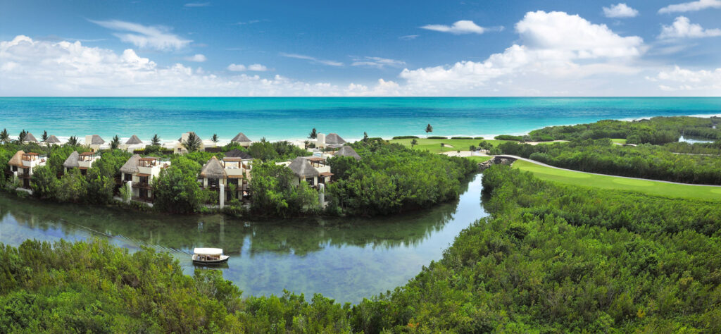 Luxury properties Riviera Maya propiedades de lujo Agencia Inmobiliaria Bienes Raices Quintana Roo Real Estate