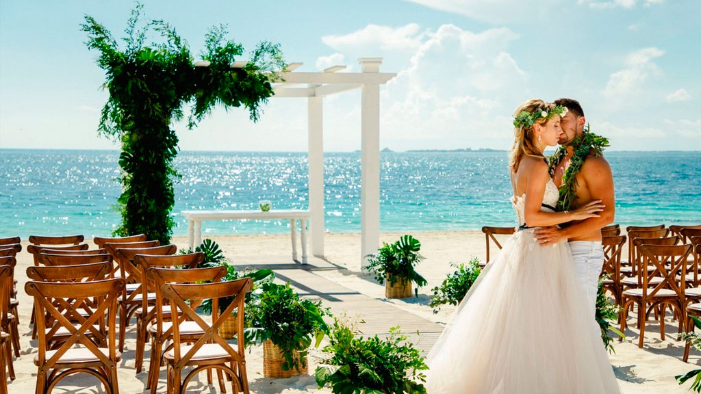 Quintana Roo destino de bodas Agencia Inmobiliaria Bienes Raíces Quintana Roo Real Estate