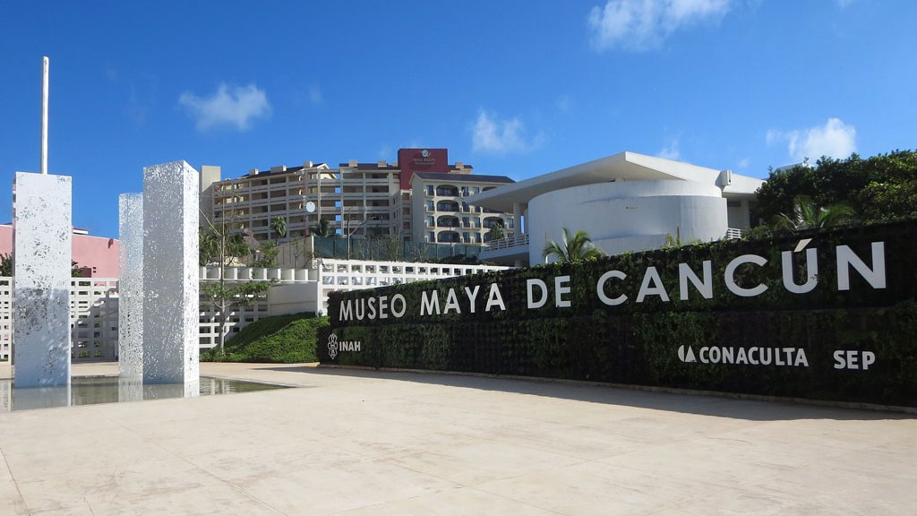Cancún-consolida-su-liderazgo-Agencia-Inmobiliaria-Bienes-Raíces-Quintana-Roo-Real-Estate-Riviera-Maya-Reconocimiento-V1