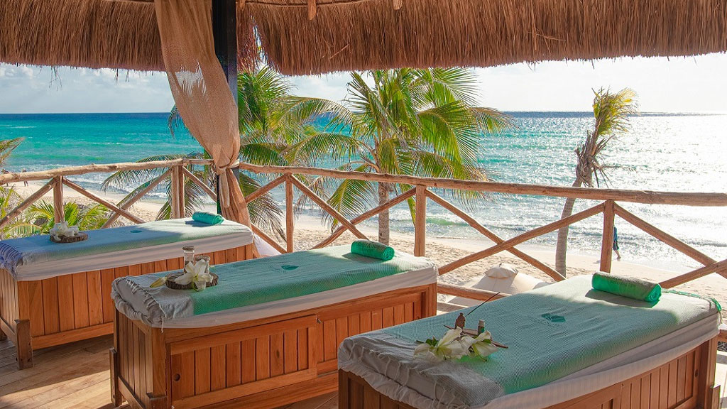Mvngata-Beachclub-y-Hotel-Boutique-Qué-hacer-en-Playa-del-Carmen-Agencia-Inmobiliaria-Bienes-Raíces-Quintana-Roo-Real-Estate-Riviera-Maya-what-to-do-V1