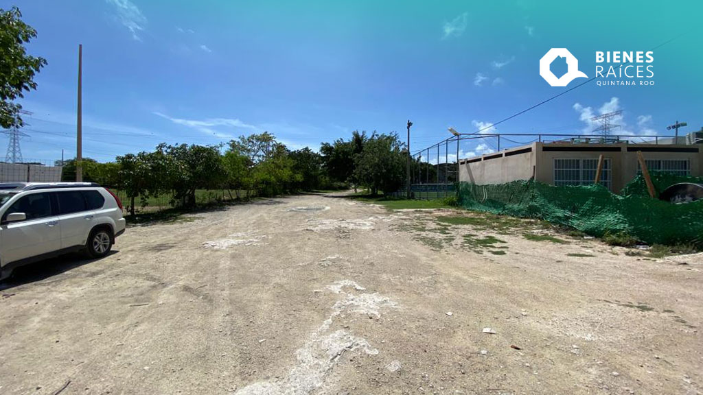 Terreno-en-venta-Playa-del-Carmen-Agencia-Inmobiliaria-Bienes-Raíces-Quintana-Roo-Real-Estate-Riviera-Maya-lot-for-sale1