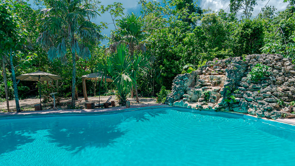 Jolie-Jungle-Eco-Hotel-Puerto-Morelos-Agencia-Inmobiliaria-Bienes-Raíces-Quintana-Roo-Real-Estate-Riviera-Maya-where-to-stay-puerto-morelos-V3