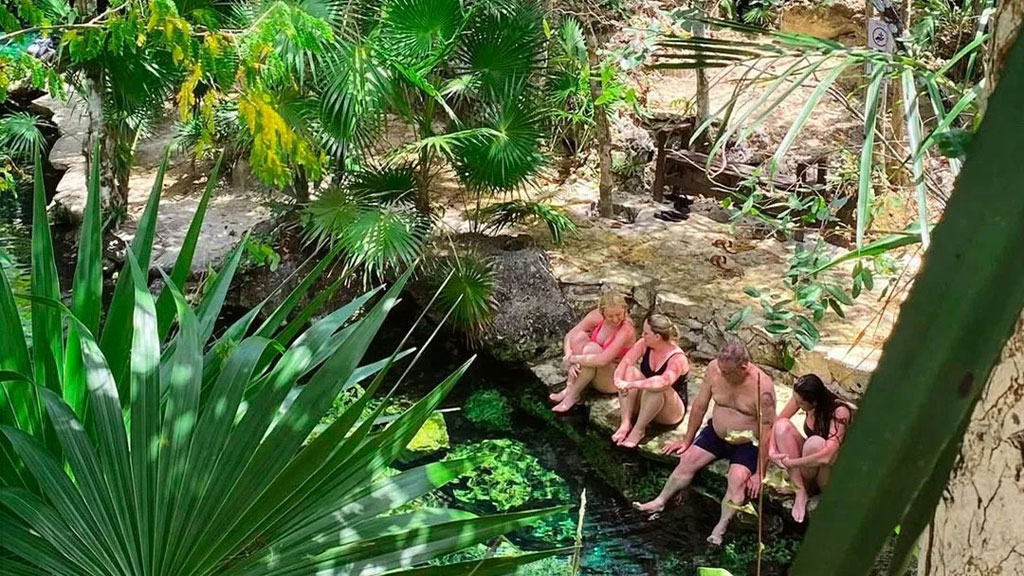 Cenote-minotauro-en-Playa-del-Carmen-Agencia-Inmobiliaria-Bienes-Raíces-Quintana-Roo-Real-Estate-Riviera-V1