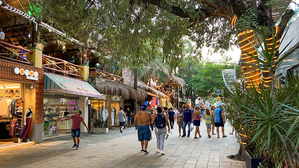 México-en-Playa-del-Carmen-Agencia-Inmobiliaria-Bienes-Raíces-Quintana-Roo-Real-Estate-Riviera-H2