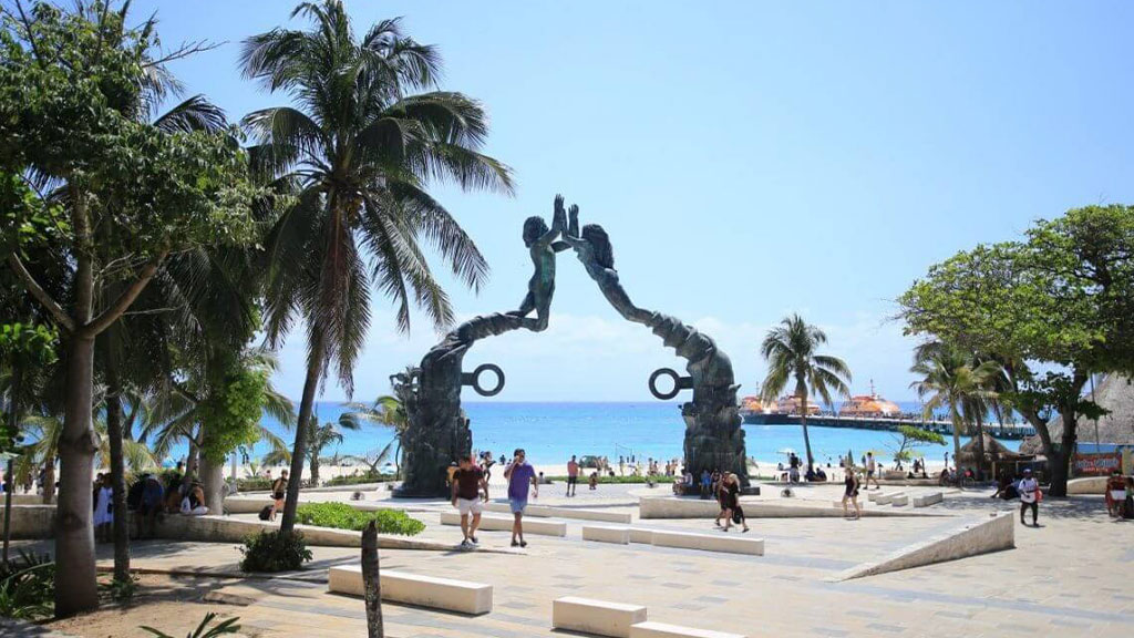Feria-del-Carmen-Agencia-Inmobiliaria-Bienes-Raíces-Quintana-Roo-Real-Estate-Riviera-H2